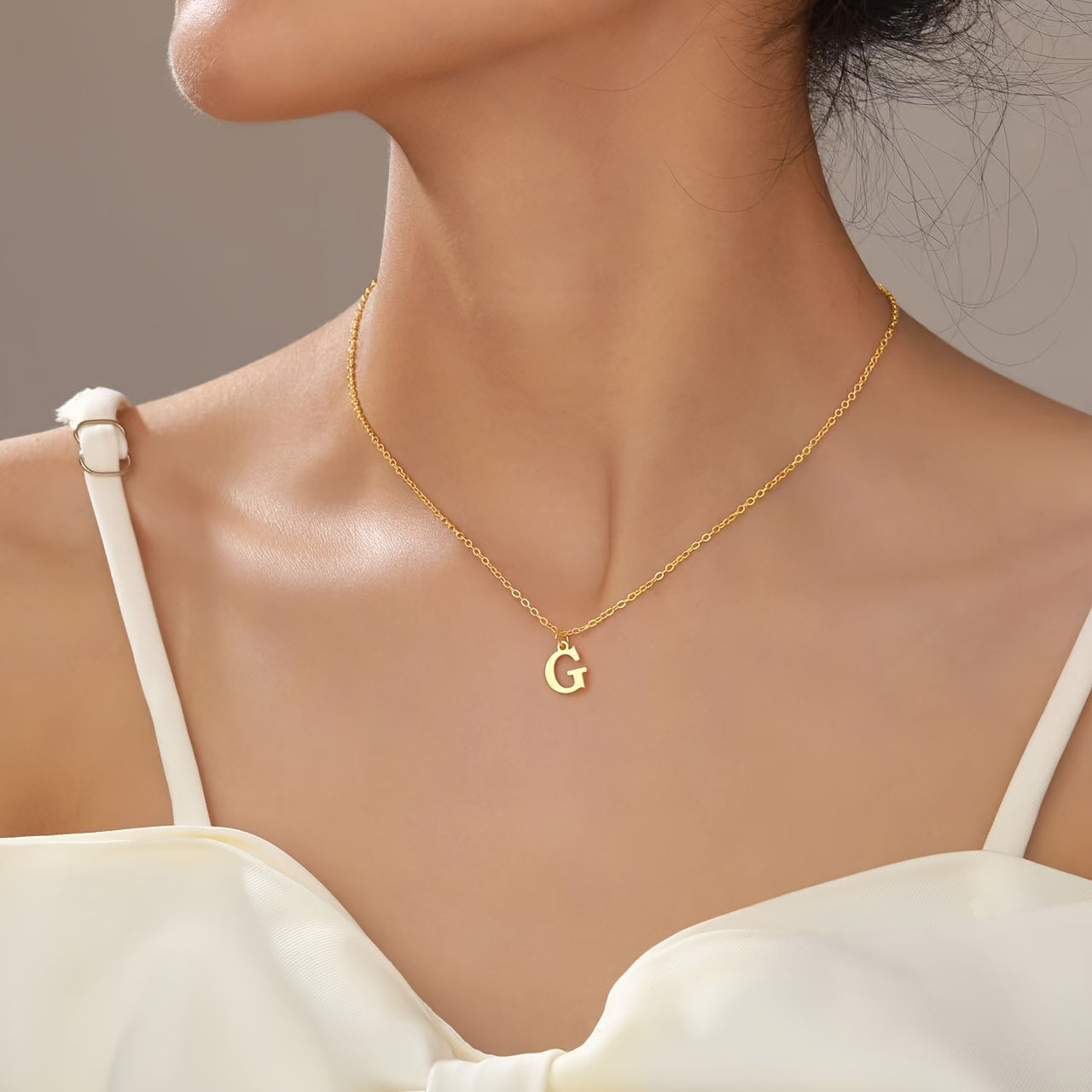 LÉTTERA Initial Necklace